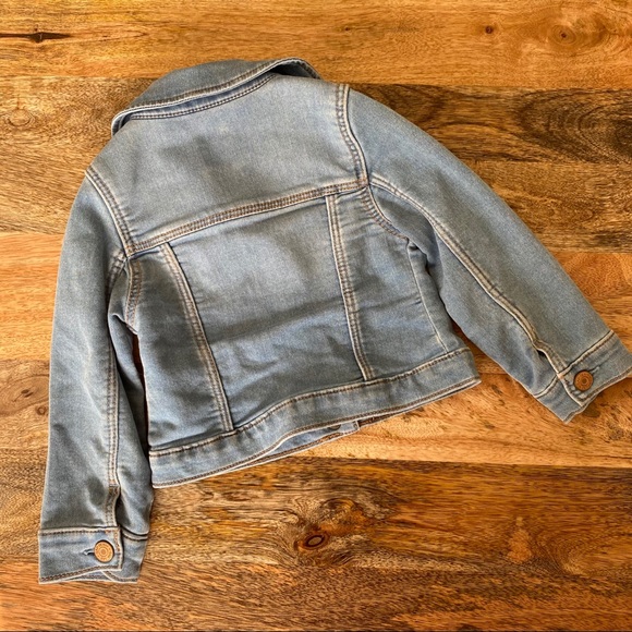 Baby Gap toddler girls denim jacket. Size 3T. - Picture 5 of 7